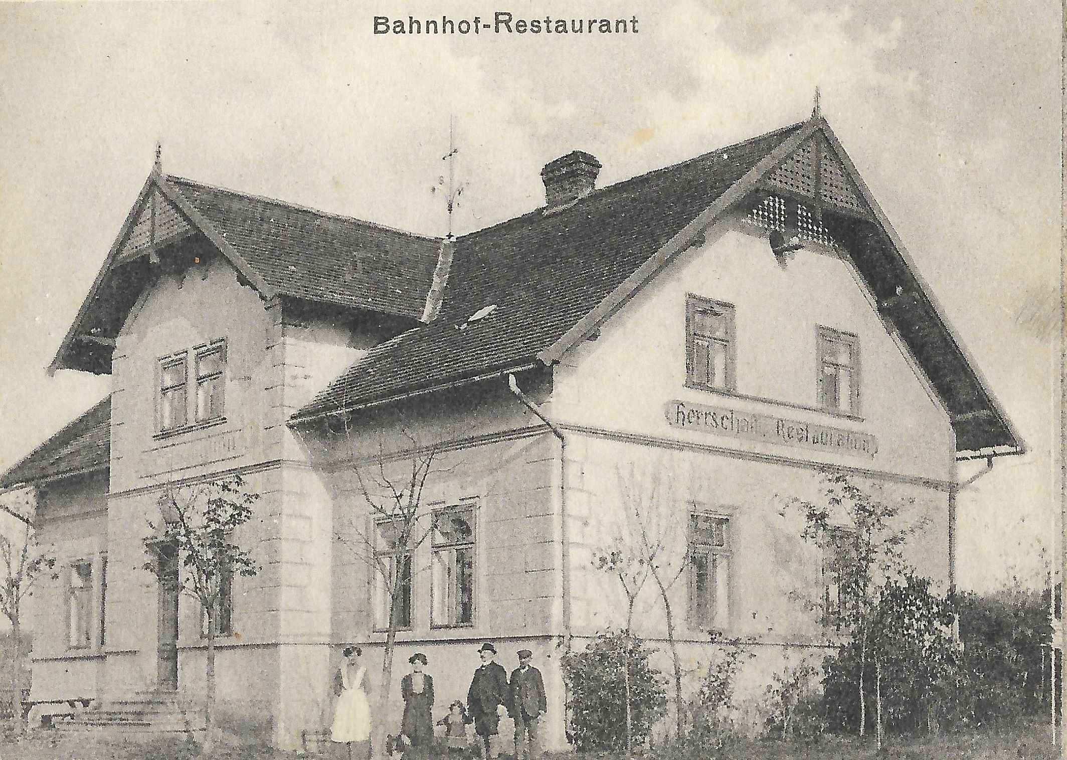 Pohled_Štědrá_nádražní_restaurace